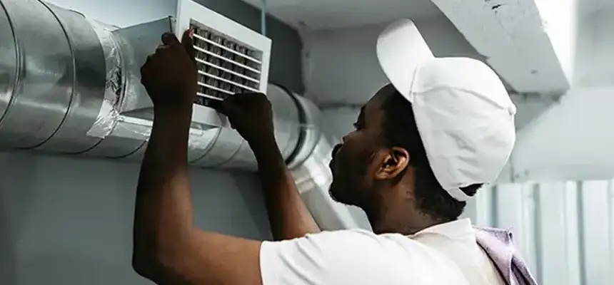 Our Licensed And Insured Cleaners in Burke Centre, VA